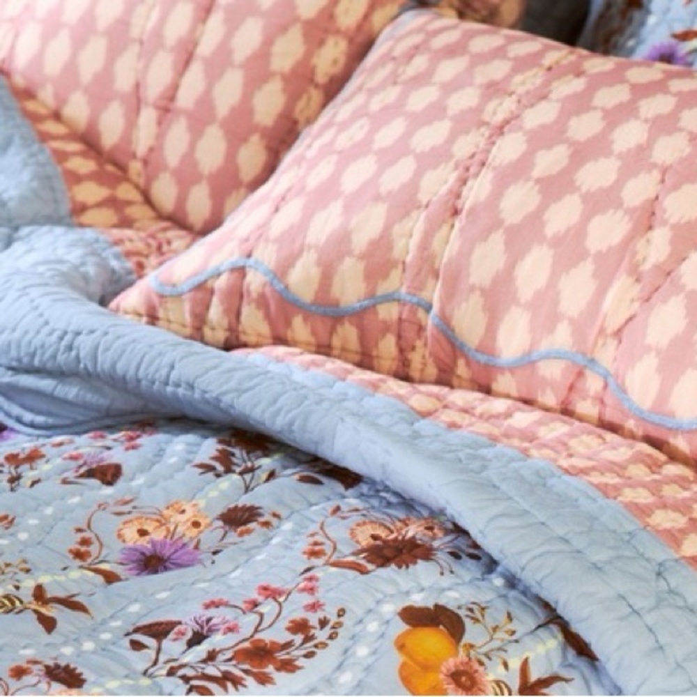 NWOT Anthropologie Iluka Cotton Printed Floral Shams, Set of 2 Standard Shams